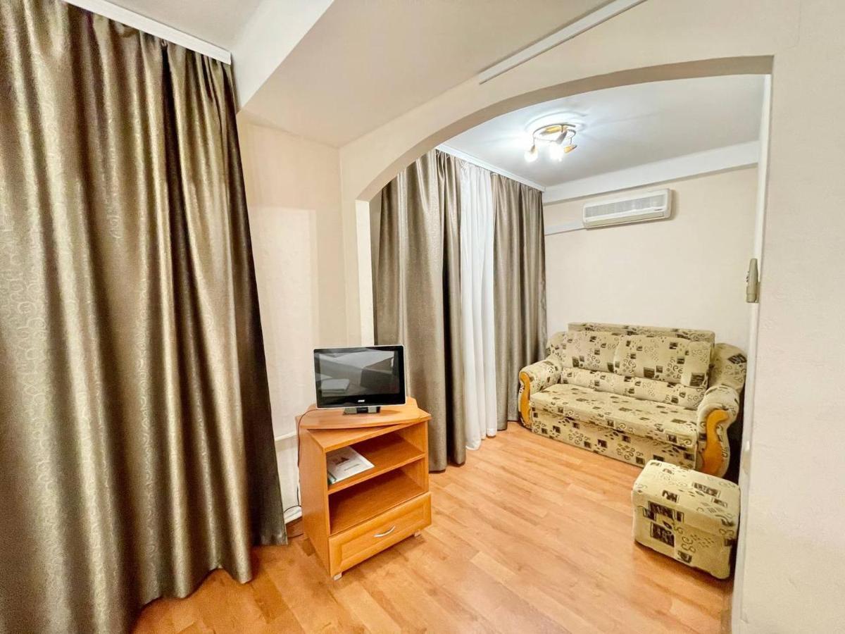 Hotel 7F كييف المظهر الخارجي الصورة