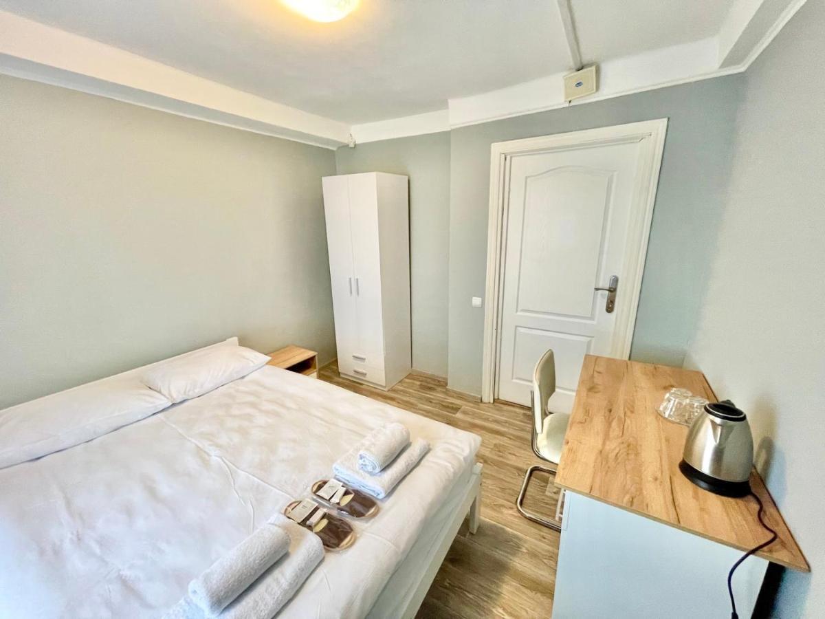 Hotel 7F كييف المظهر الخارجي الصورة